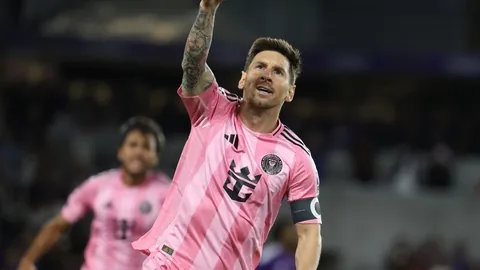 塔图姆独木难支，凯尔特人遭活塞逆转